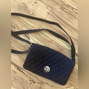 Vera Bradley Cloth Crossbody Shoulder Bag Purse Black Floral Lined Zip Dividers